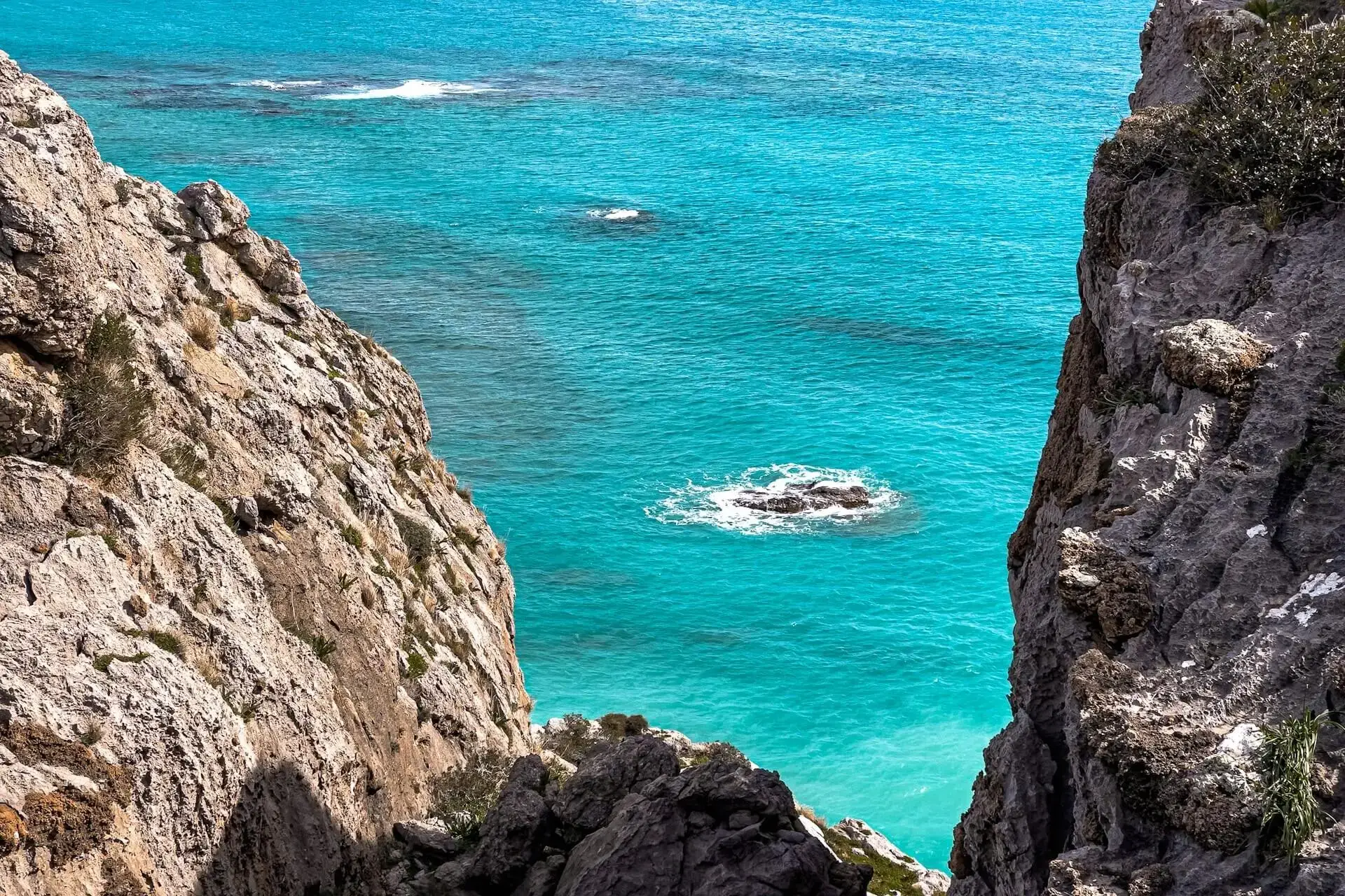 Cretan beach image