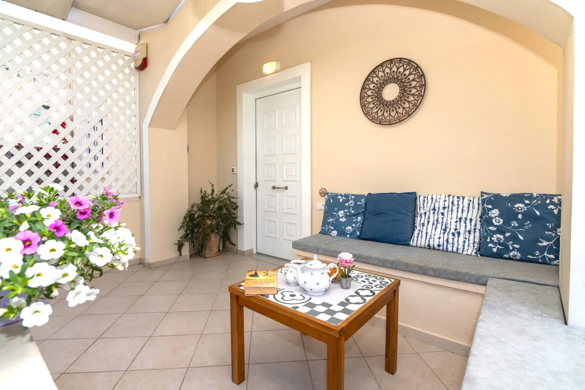 Lounge area